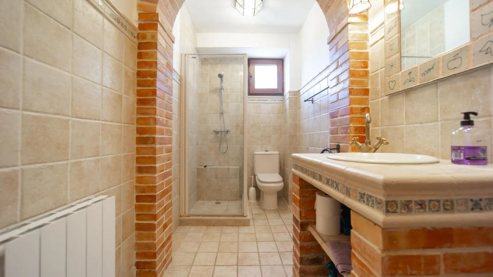 بيت للعطل فيلا Casa De Lujo En Torre Valentina كالونج