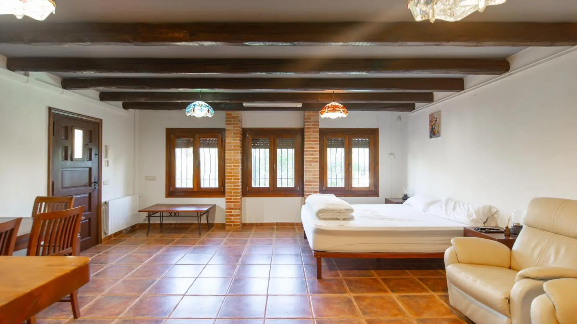 فيلا Casa De Lujo En Torre Valentina كالونج بيت للعطل